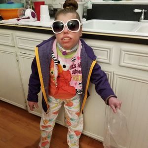 Meet your Posher, Candyce